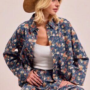 ✨NWT BiBi Washed Florla Print Denim Jacket